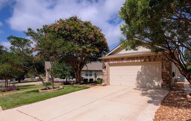 rental at 5139  Cactus Thorn in San Antonio, TX — photo 3