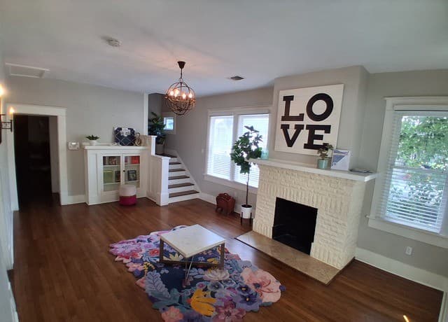 rental at 619  Cedar St in San Antonio, TX — photo 3