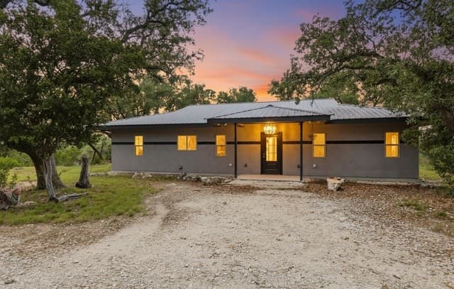 rental at 1263 Agaritaville in Spring Branch TX