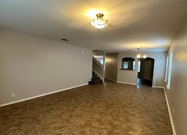 rental at 2111  Red Rock Xing in San Antonio, TX — photo 3