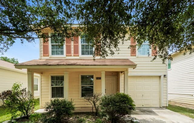 rental at 5523  Red Cyn in San Antonio, TX — photo 1