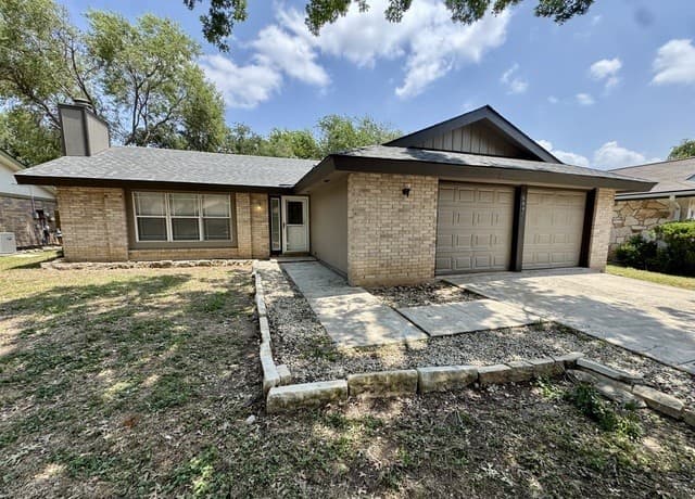 rental at 5614  Timber Rail in San Antonio, TX — photo 1