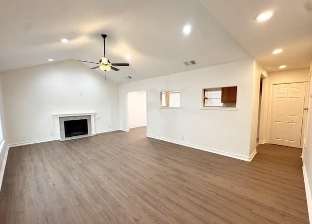 rental at 5614  Timber Rail in San Antonio, TX — photo 2