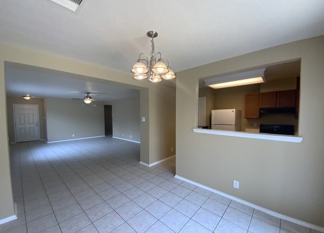 rental at 11103  Ballard Peak in San Antonio, TX — photo 5