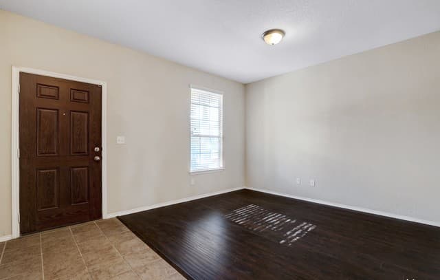 rental at 206  Palma Noce in San Antonio, TX — photo 2