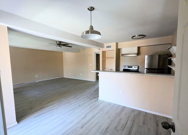 2-bedroom rental at 3718 Pleasanton Rd Unit 2-104 in San Antonio, TX — photo 4