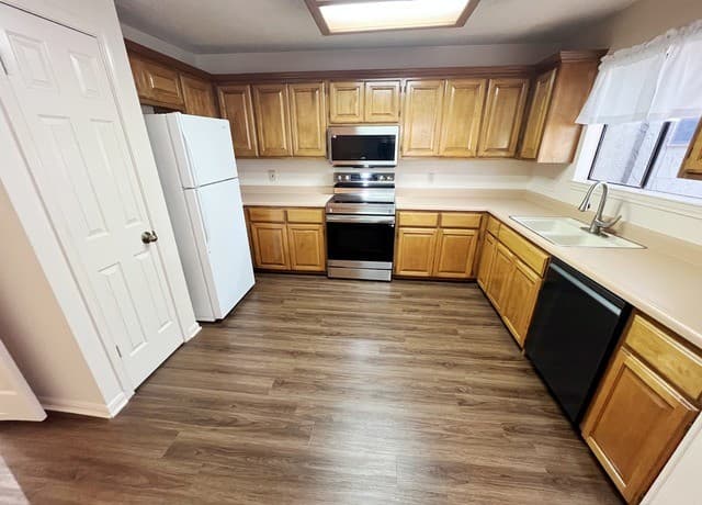 rental at 304  Thetford in San Antonio, TX — photo 5