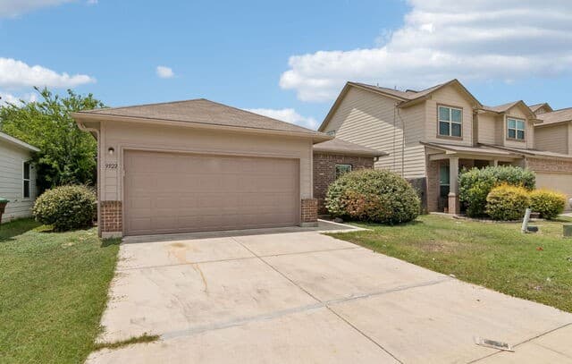 rental at 9922  Belmore in San Antonio, TX — photo 1