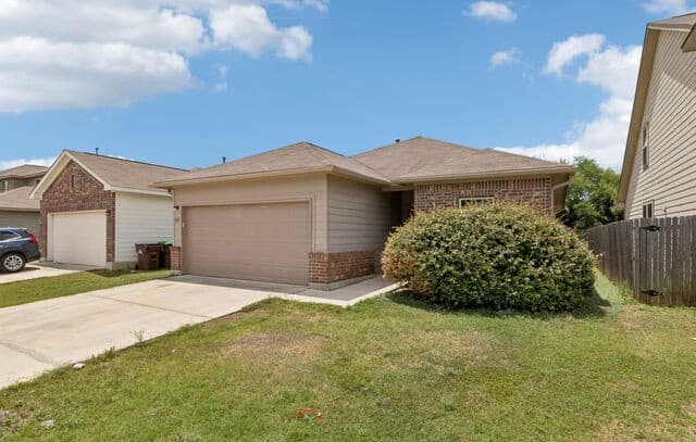 rental at 9922  Belmore in San Antonio, TX — photo 3