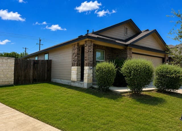 rental at 3202  Lamoka Lake in San Antonio, TX — photo 3