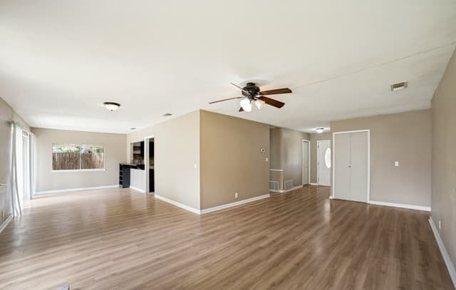 rental at 1315  Rio Linda in San Antonio, TX — photo 3