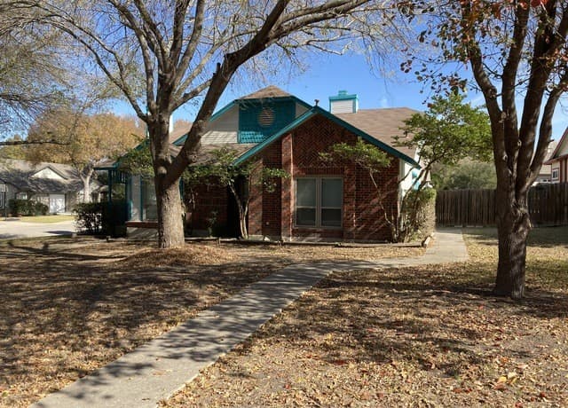 rental at 3403  Ridge Country St in San Antonio, TX — photo 1