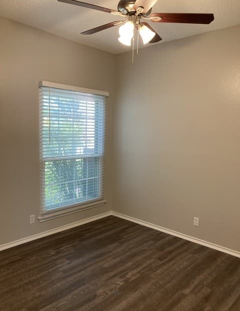 rental at 3403  Ridge Country St in San Antonio, TX — photo 4