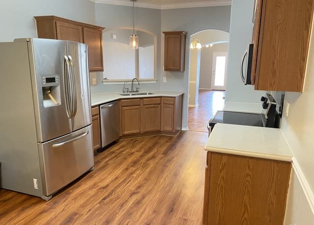 rental at 9310  Longmire Trace in San Antonio, TX — photo 4
