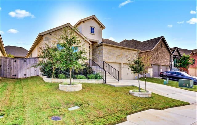 rental at 2051  Hardee Pass in San Antonio, TX — photo 2