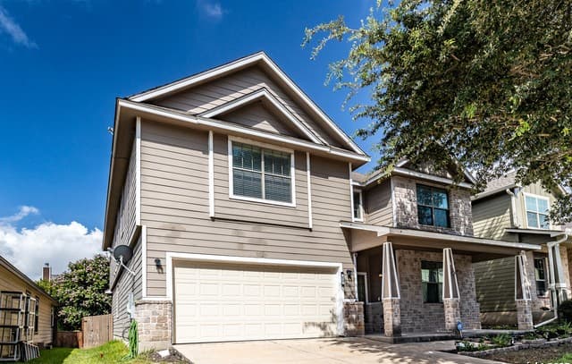 rental at 213  Tumbleweed Run in Cibolo, TX — photo 2