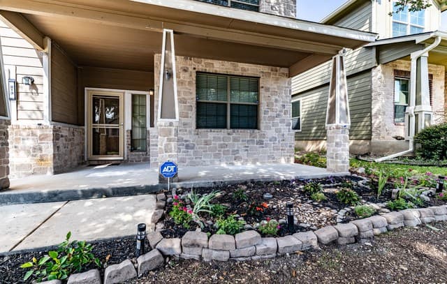 rental at 213  Tumbleweed Run in Cibolo, TX — photo 4
