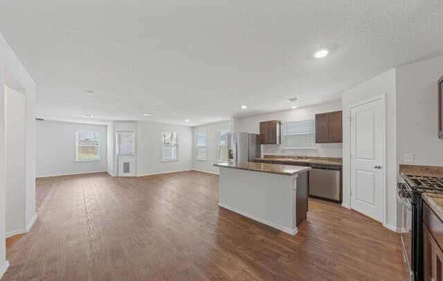 rental at 5720  Brook Prairie in San Antonio, TX — photo 5