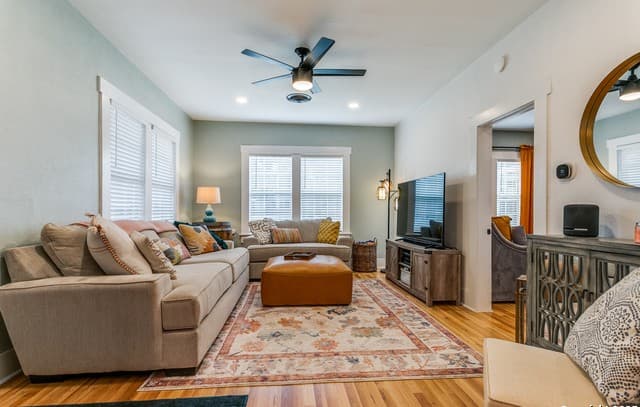 rental at 1004  Edison Dr in San Antonio, TX — photo 5