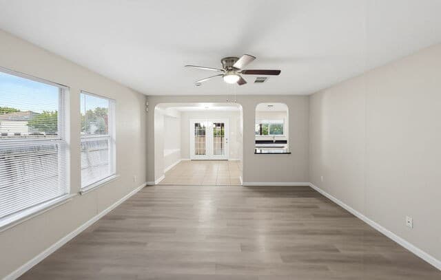 rental at 618  Tres Caminos in San Antonio, TX — photo 5