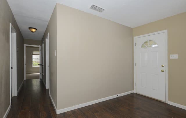 rental at 1214  Kenrock St in San Antonio, TX — photo 5