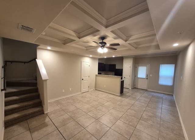 rental at 6602  Arancione Ave. Unit 103 in San Antonio, TX — photo 3