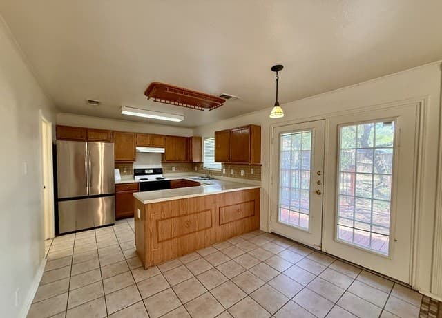 rental at 8219  Shooting Quail in San Antonio, TX — photo 3