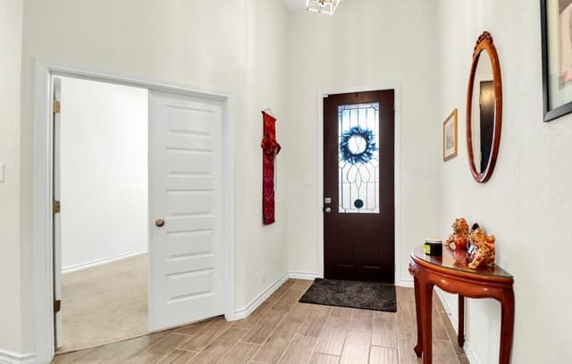 rental at 11006  Mill Park in San Antonio, TX — photo 2