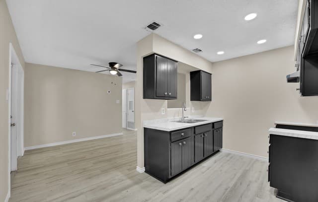 rental at 4351  Sun Gate St in San Antonio, TX — photo 4