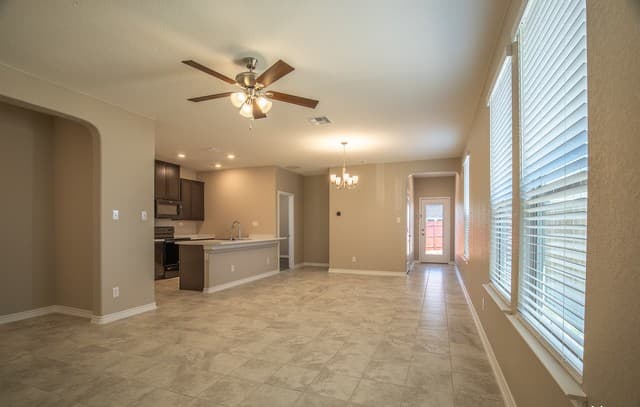 rental at 8329  Kinclaven Ct in San Antonio, TX — photo 5