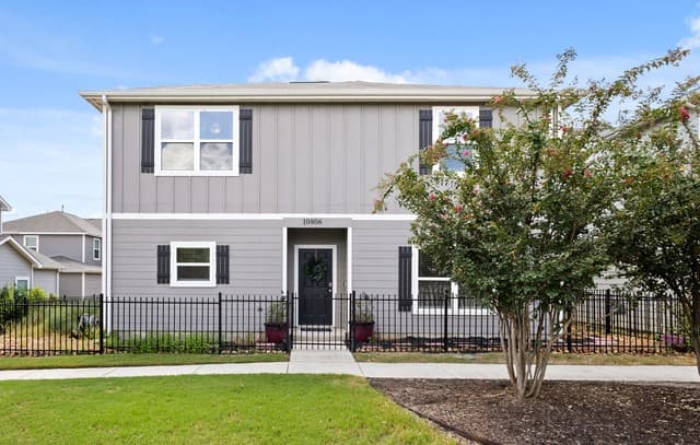 rental at 10806  Quinn Ct in San Antonio, TX — photo 2