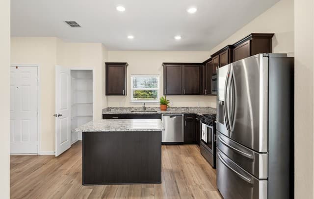 rental at 10806  Quinn Ct in San Antonio, TX — photo 4