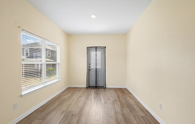 rental at 10806  Quinn Ct in San Antonio, TX — photo 5