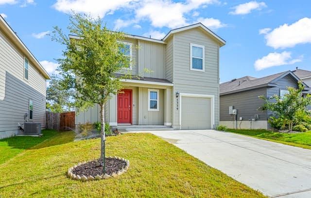 rental at 5339  Trinity Run in San Antonio, TX — photo 3