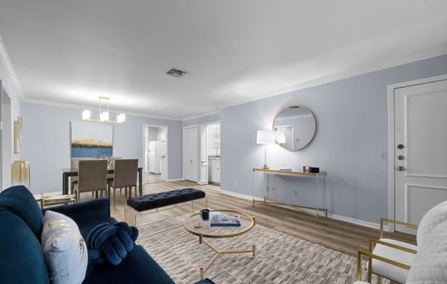 rental at 7926  Broadway Unit 304 in San Antonio, TX — photo 1
