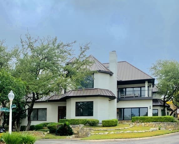 rental at 44  Stratton Ln in San Antonio, TX — photo 1