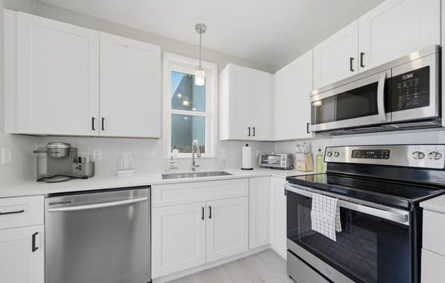 rental at 2819 S Pine St in San Antonio, TX — photo 5