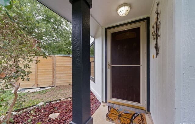 rental at 14911  Enchanted Castle in San Antonio, TX — photo 4