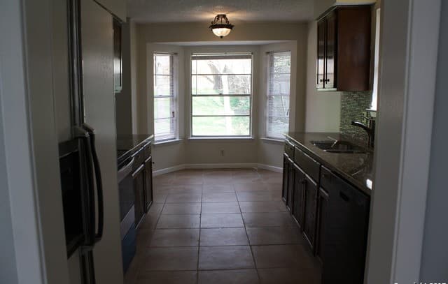 rental at 4922  Brookhead Ln in Schertz, TX — photo 5