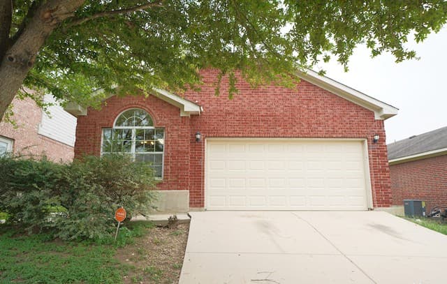 rental at 6534  Ithaca Fls in San Antonio, TX — photo 1