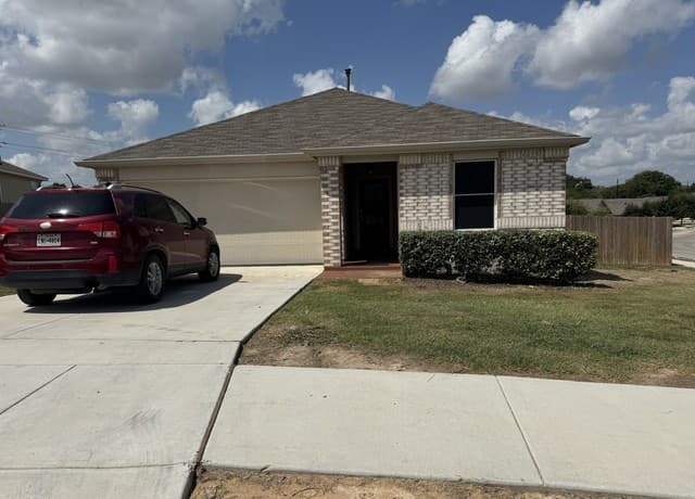 rental at 12702  Mirecourt Way in Schertz, TX — photo 1