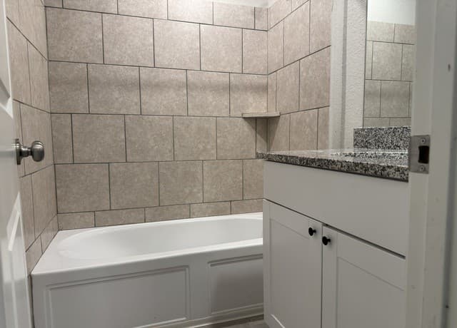 rental at 12702  Mirecourt Way in Schertz, TX — photo 5