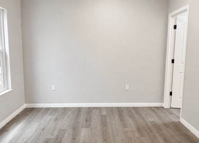 3-bedroom rental at 7602 Windsor Oaks Unit 1 in San Antonio, TX — photo 5