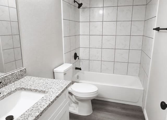 rental at 7602  Windsor Oaks Unit 3 in San Antonio, TX — photo 5