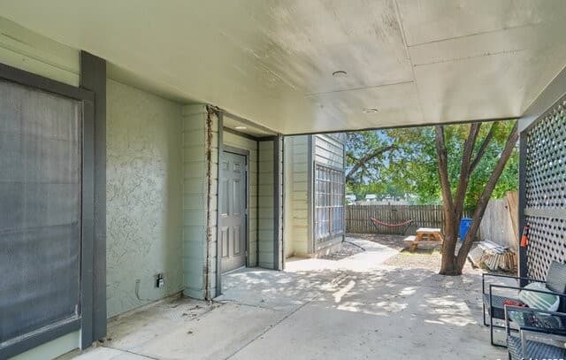 rental at 10609  Starcrest Dr Unit 10611 in San Antonio, TX — photo 2