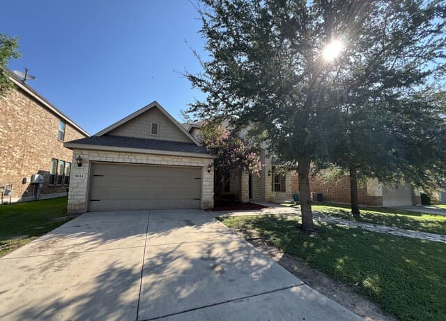 rental at 8614  Sierra Sky in San Antonio, TX — photo 1