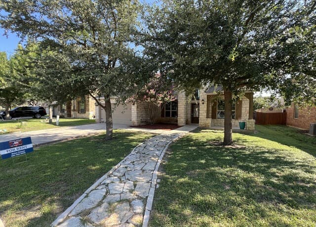 rental at 8614  Sierra Sky in San Antonio, TX — photo 2