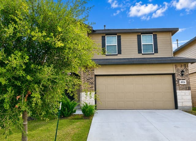 rental at 4836  Vogesite Path in San Antonio, TX — photo 2