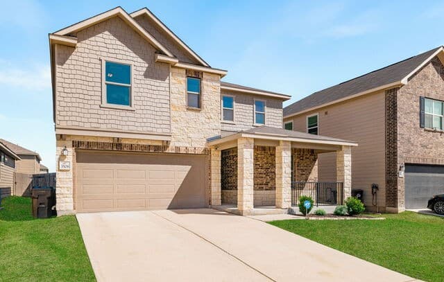 rental at 3508  Under Par in San Antonio, TX — photo 2