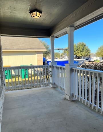 rental at 7126  Autumn Acres in Converse, TX — photo 2